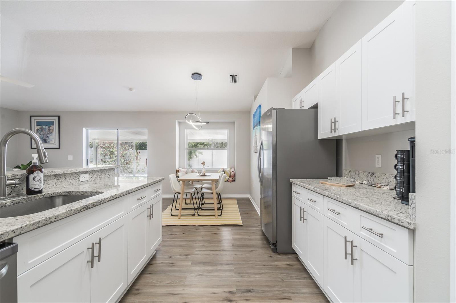 1707 BONDURANT WAY