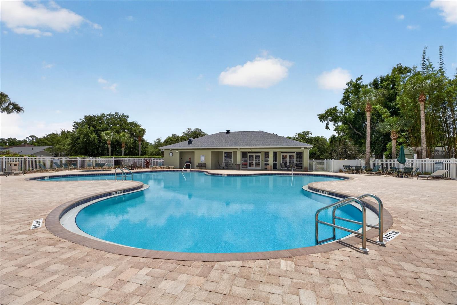 4845 BARCHETTA DR
