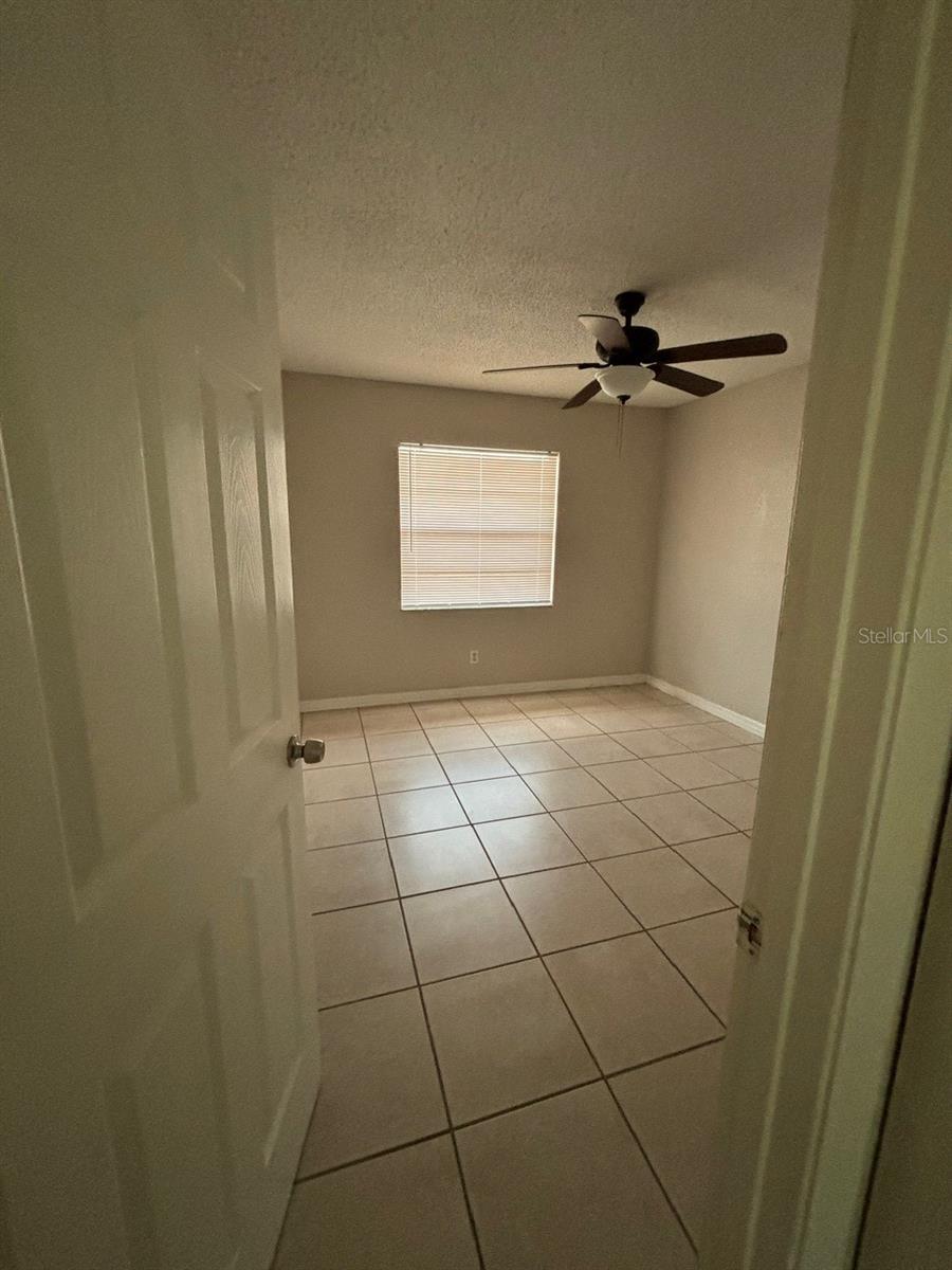 5109 LAWNTON CT