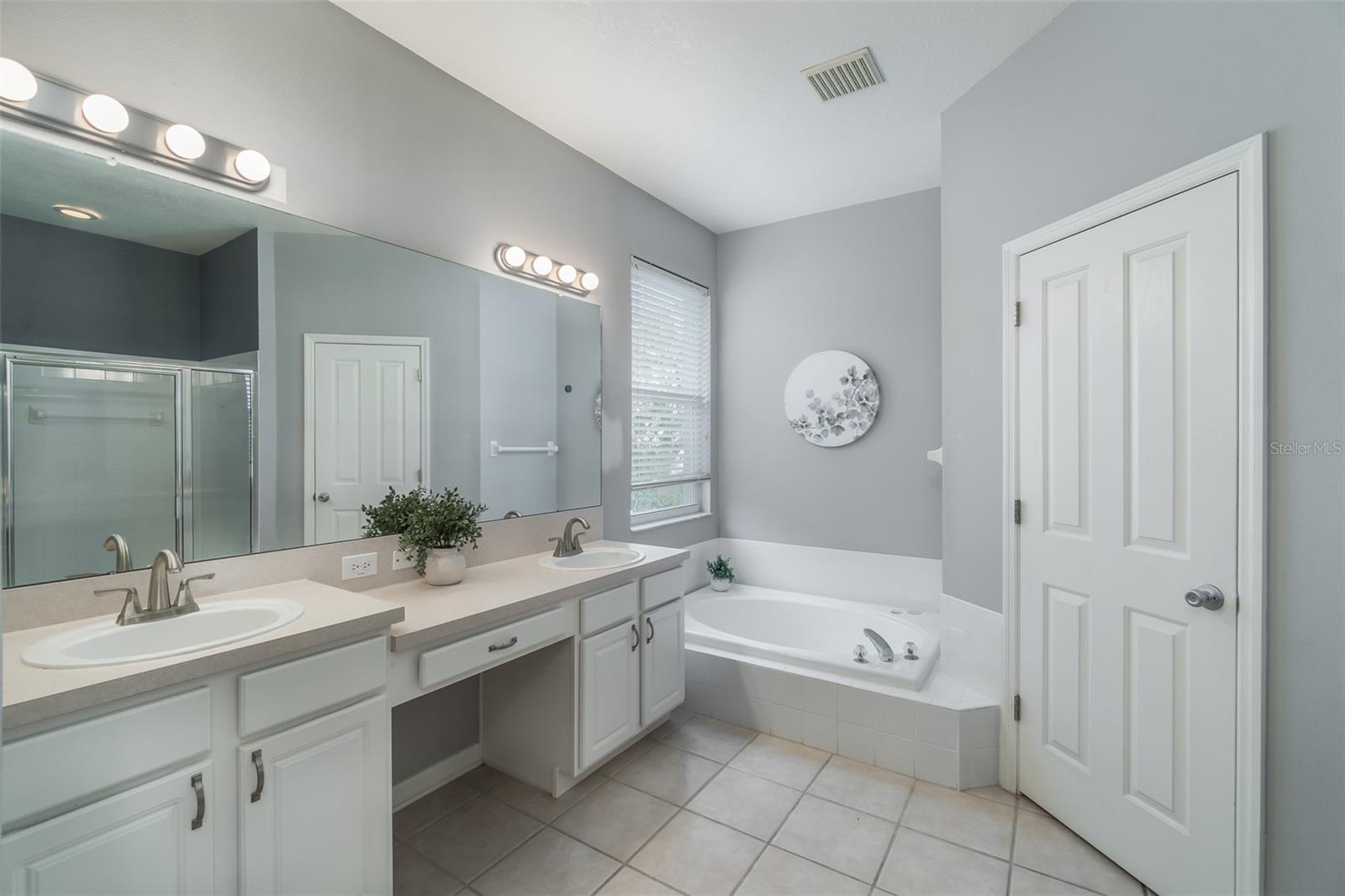 1309 PRISTINE PL