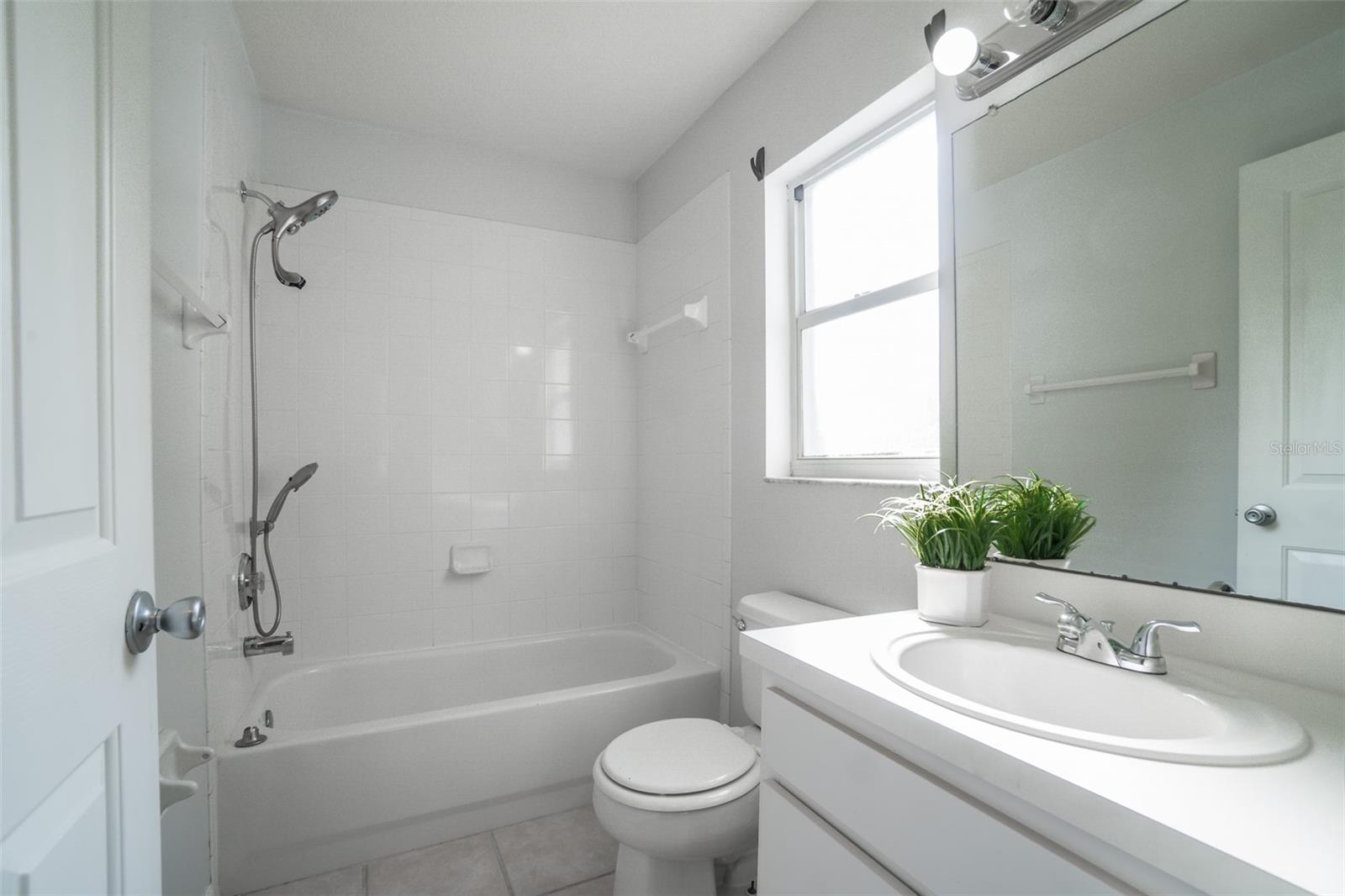 1309 PRISTINE PL