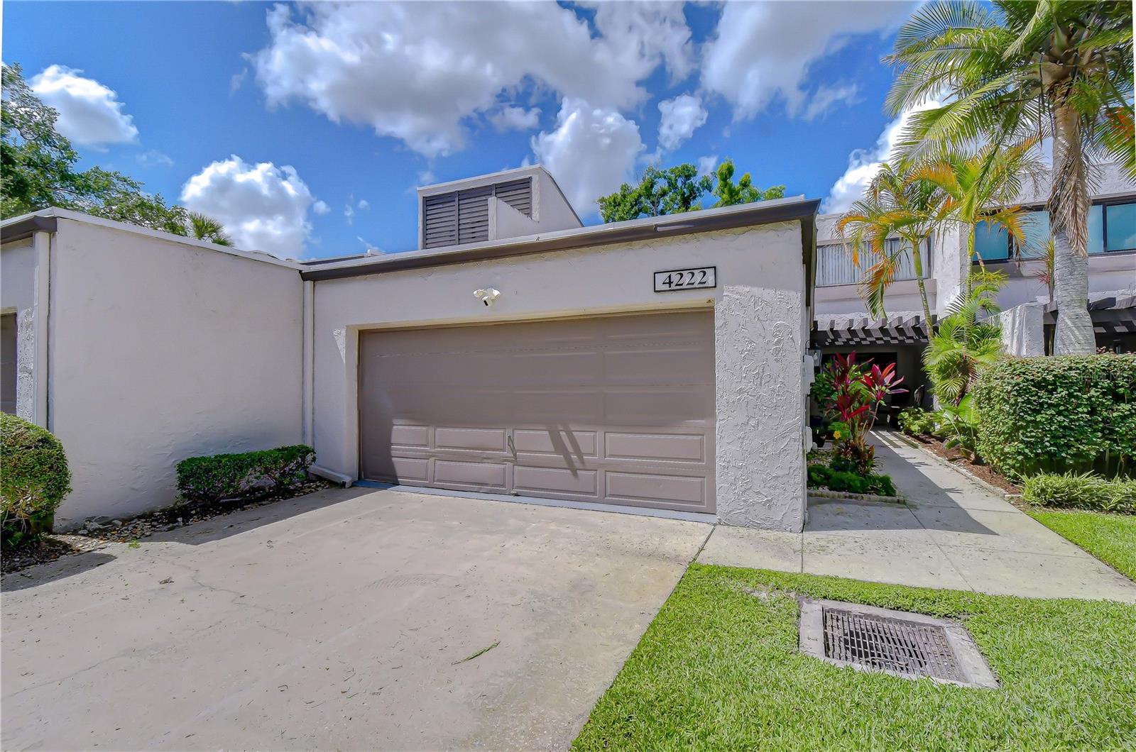 4222 FAIRWAY CIR #4222