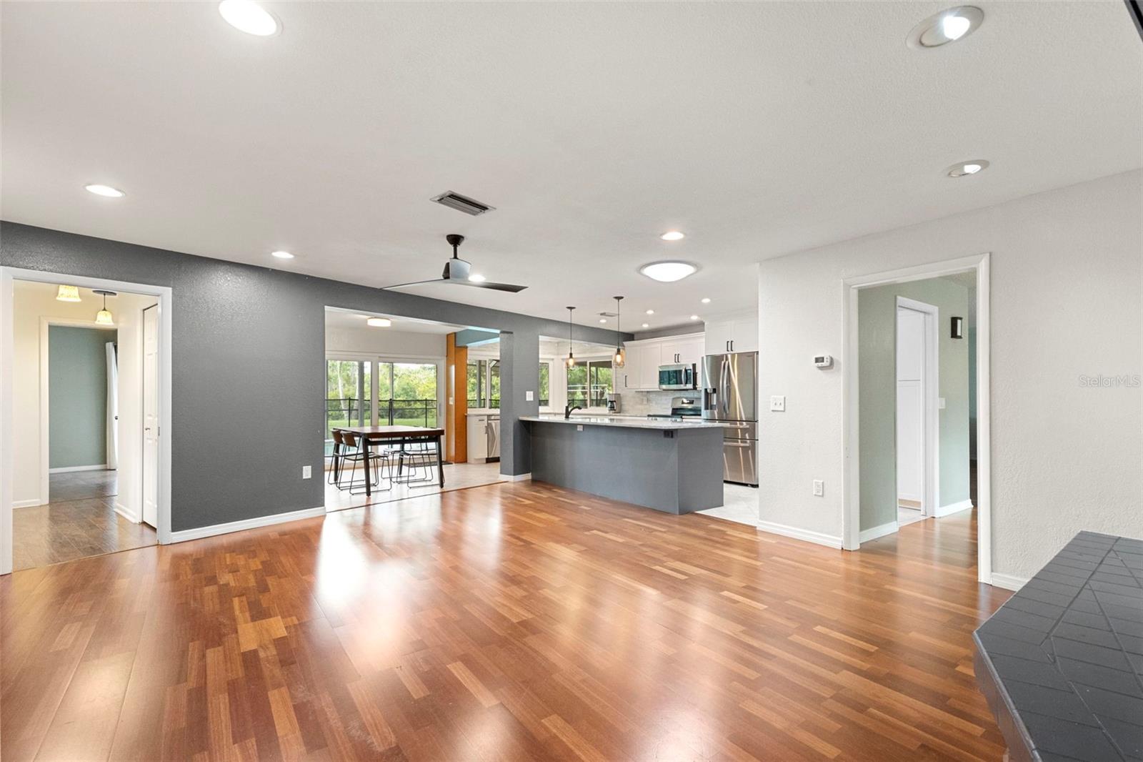 4308 MIDDLE LAKE DR