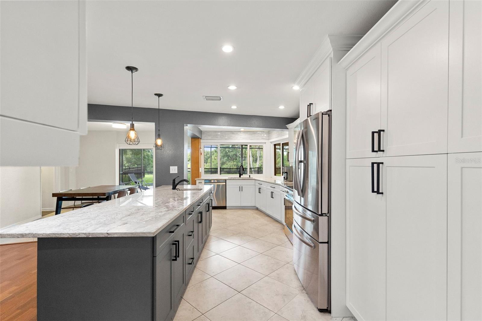 4308 MIDDLE LAKE DR