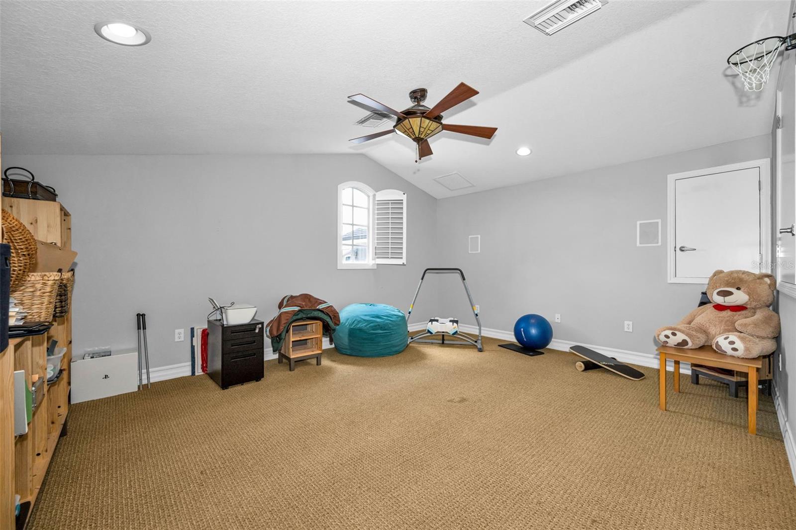 16207 RAMBLING RD