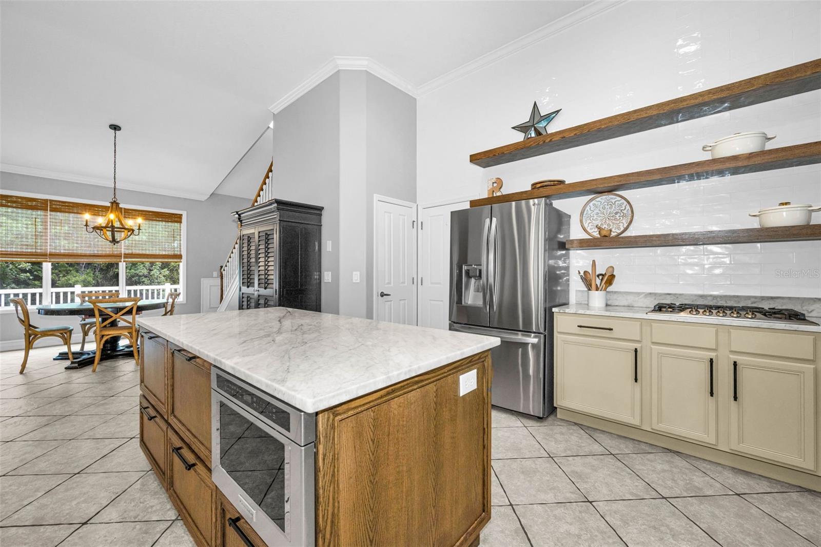 16207 RAMBLING RD