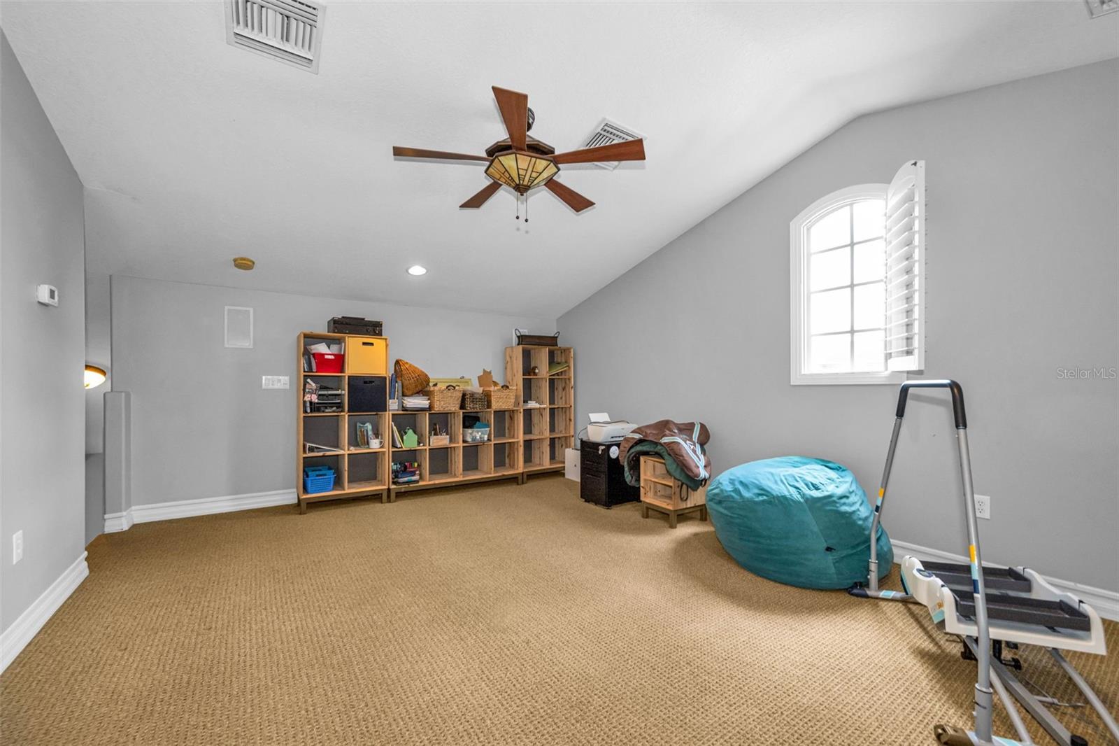 16207 RAMBLING RD