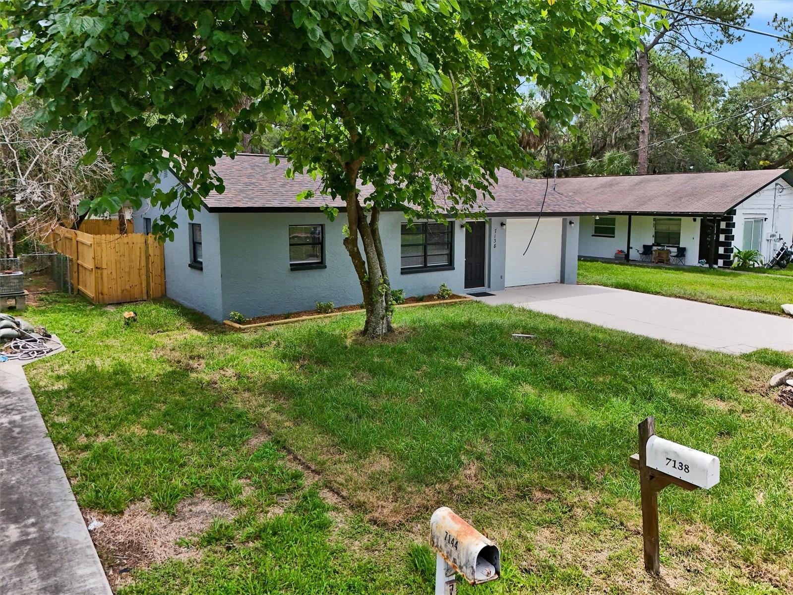 7138 OAKWOOD DR