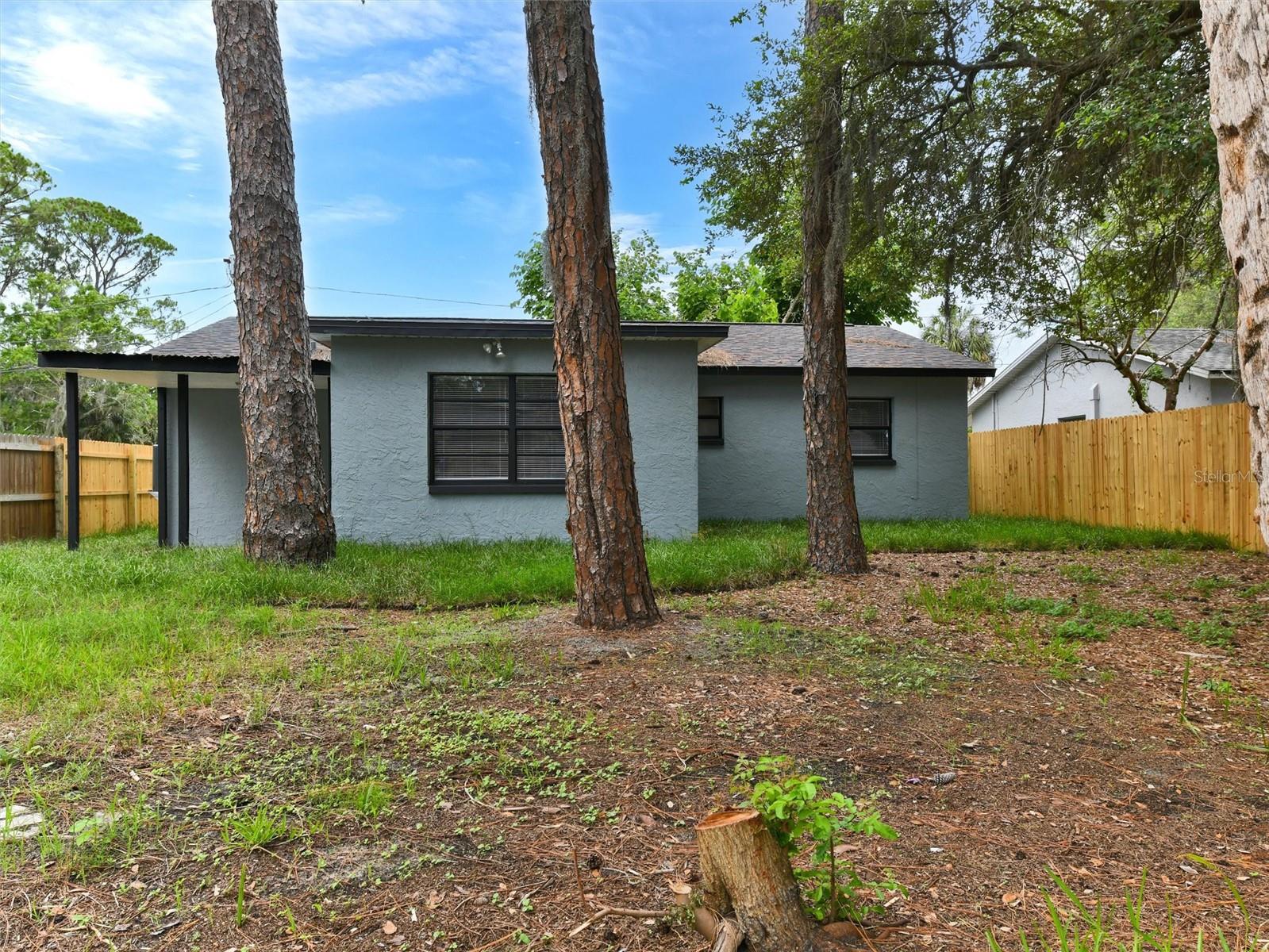 7138 OAKWOOD DR