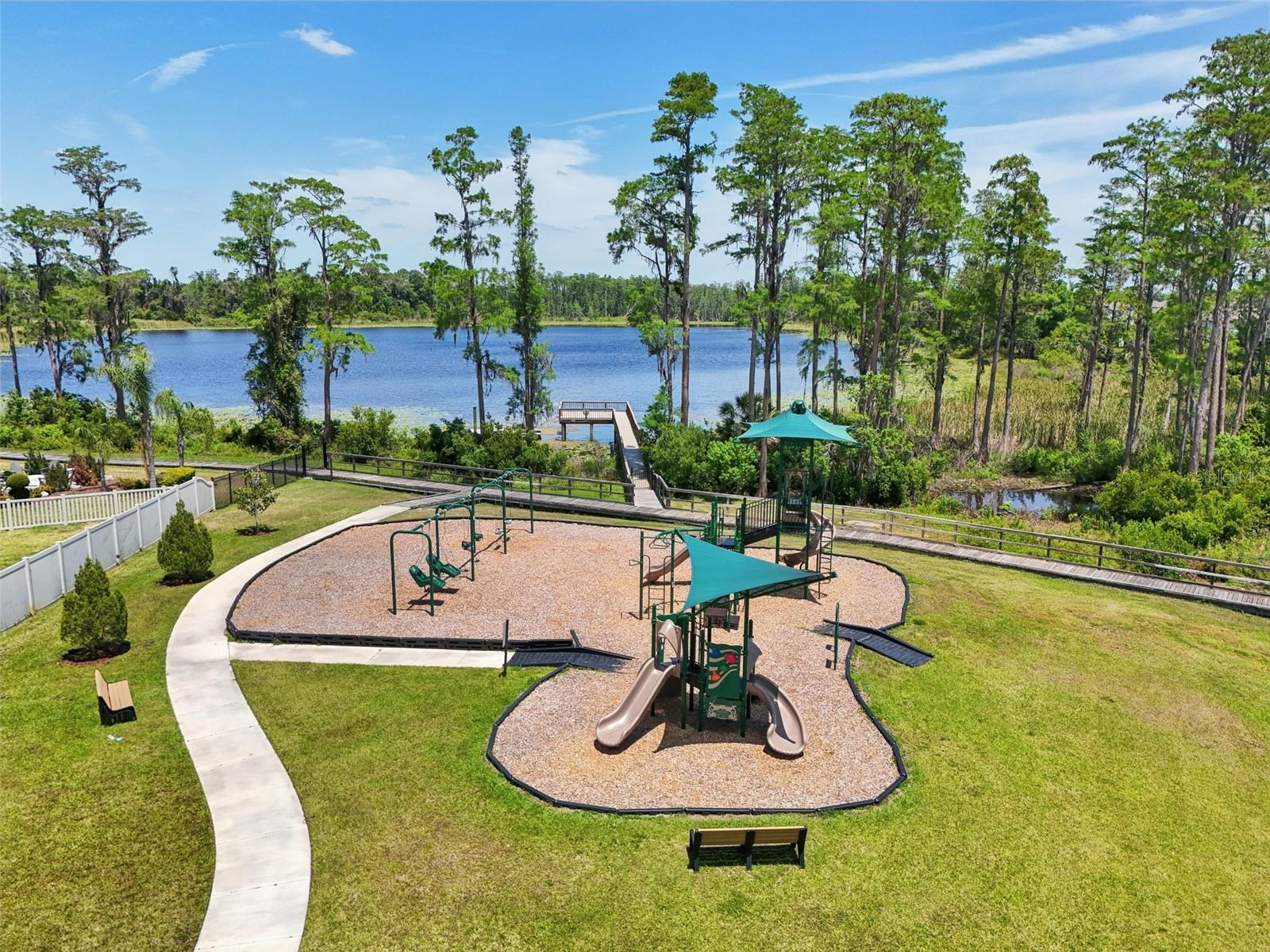 1741 CHERRY WALK RD