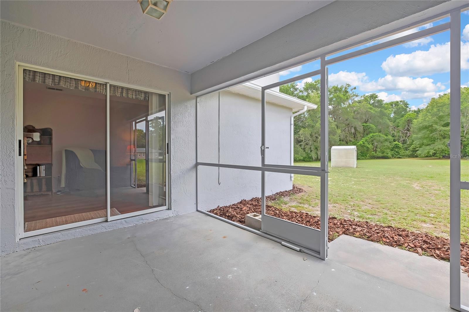 20136 TWIN OAKS RD