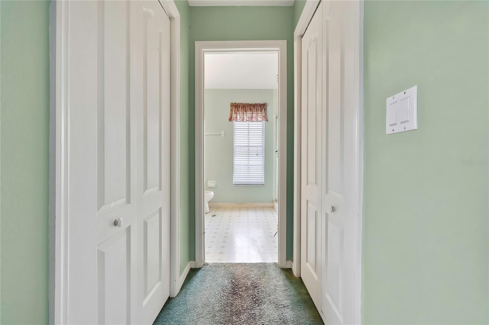 20136 TWIN OAKS RD