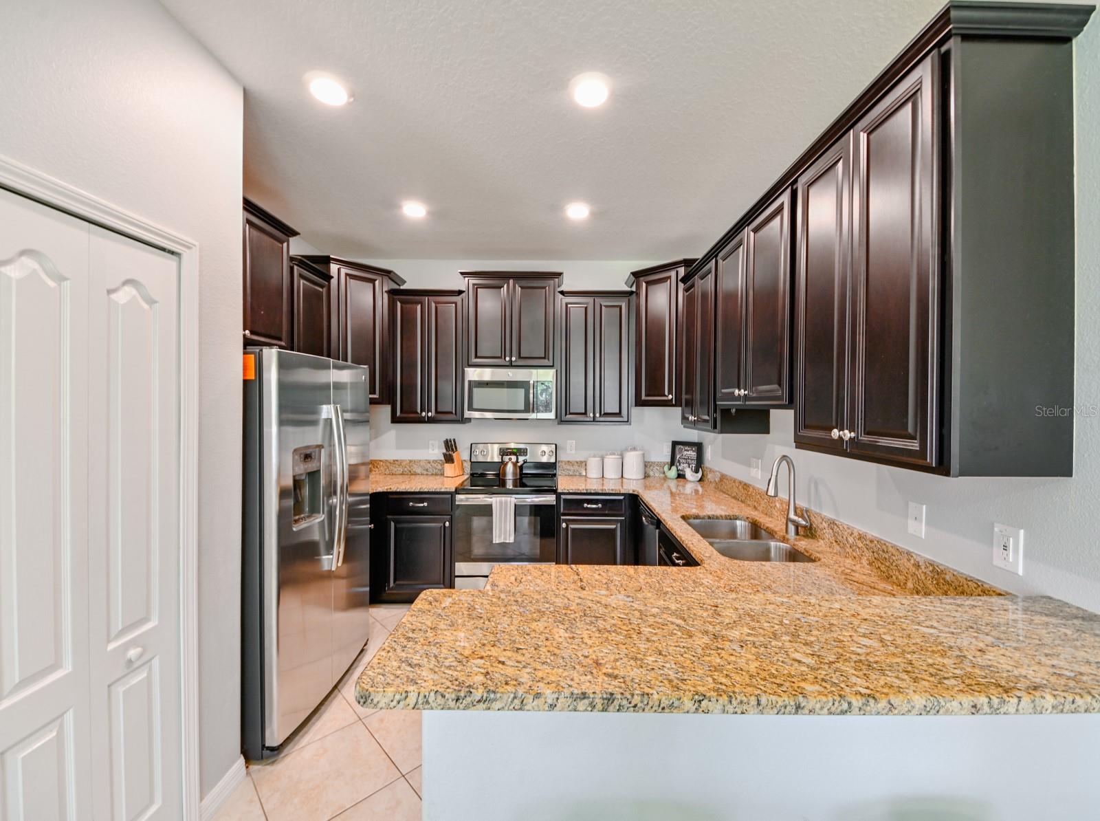 13529 CREST LAKE DR