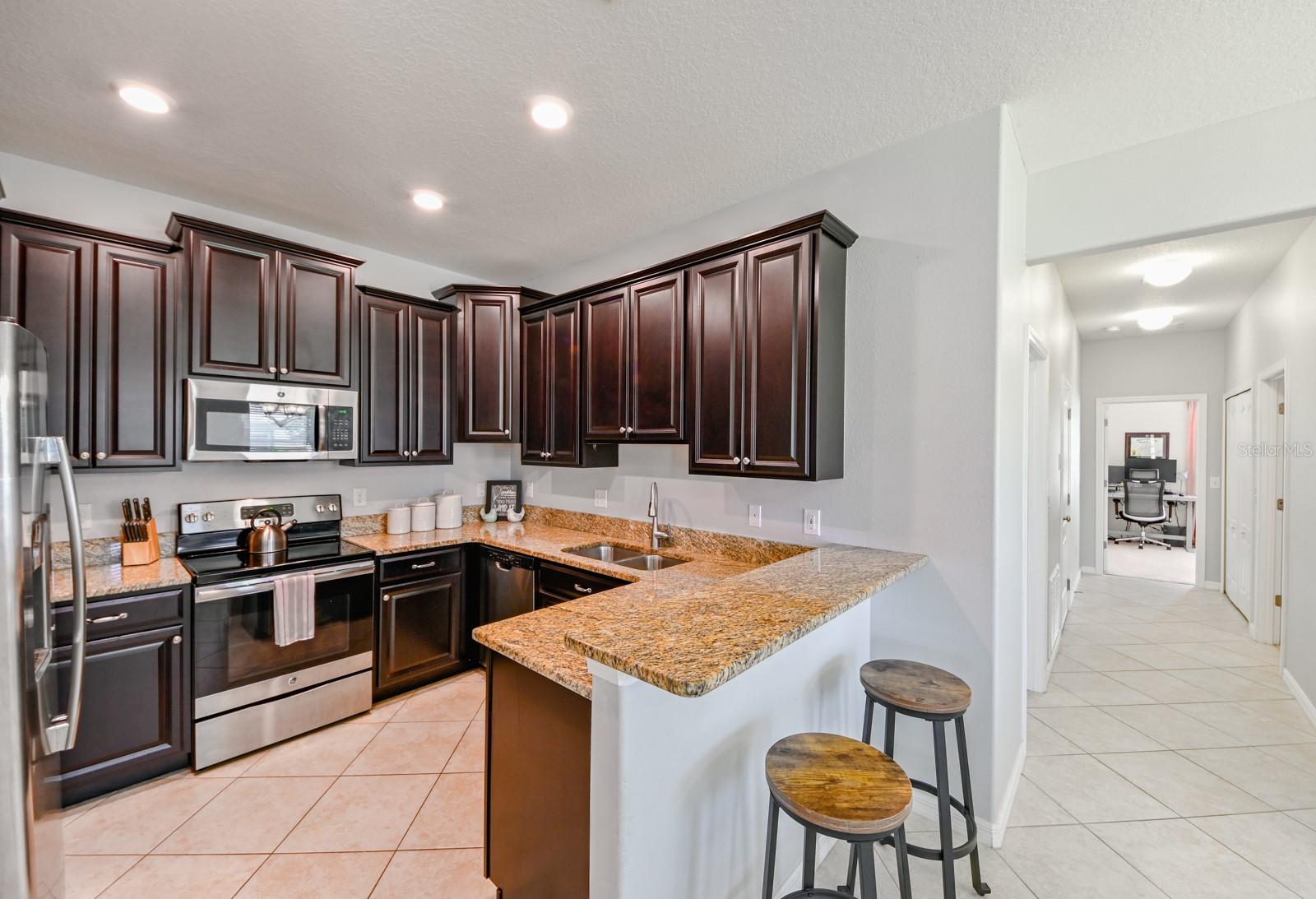 13529 CREST LAKE DR