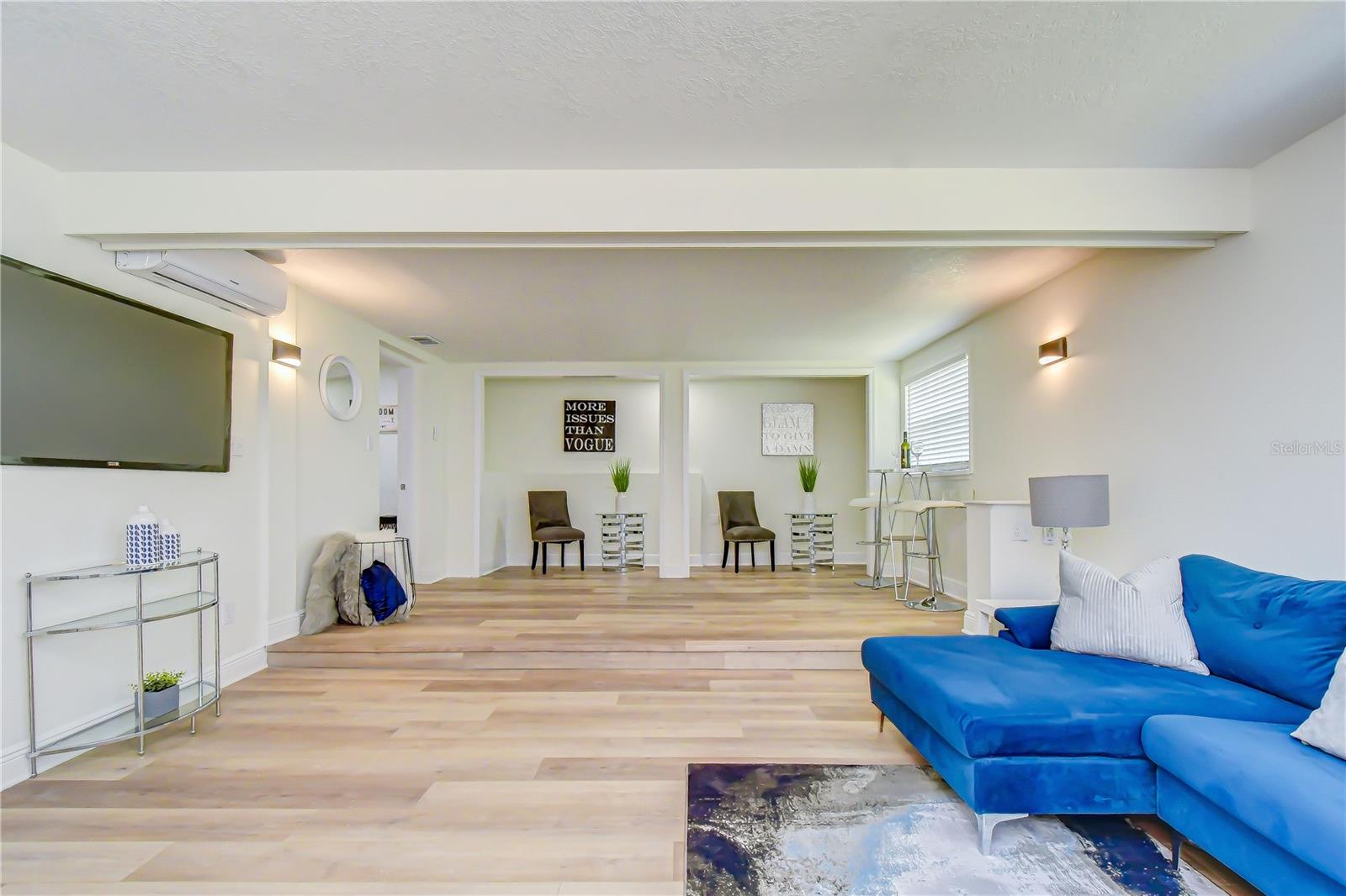 2101 W HAMILTON AVE