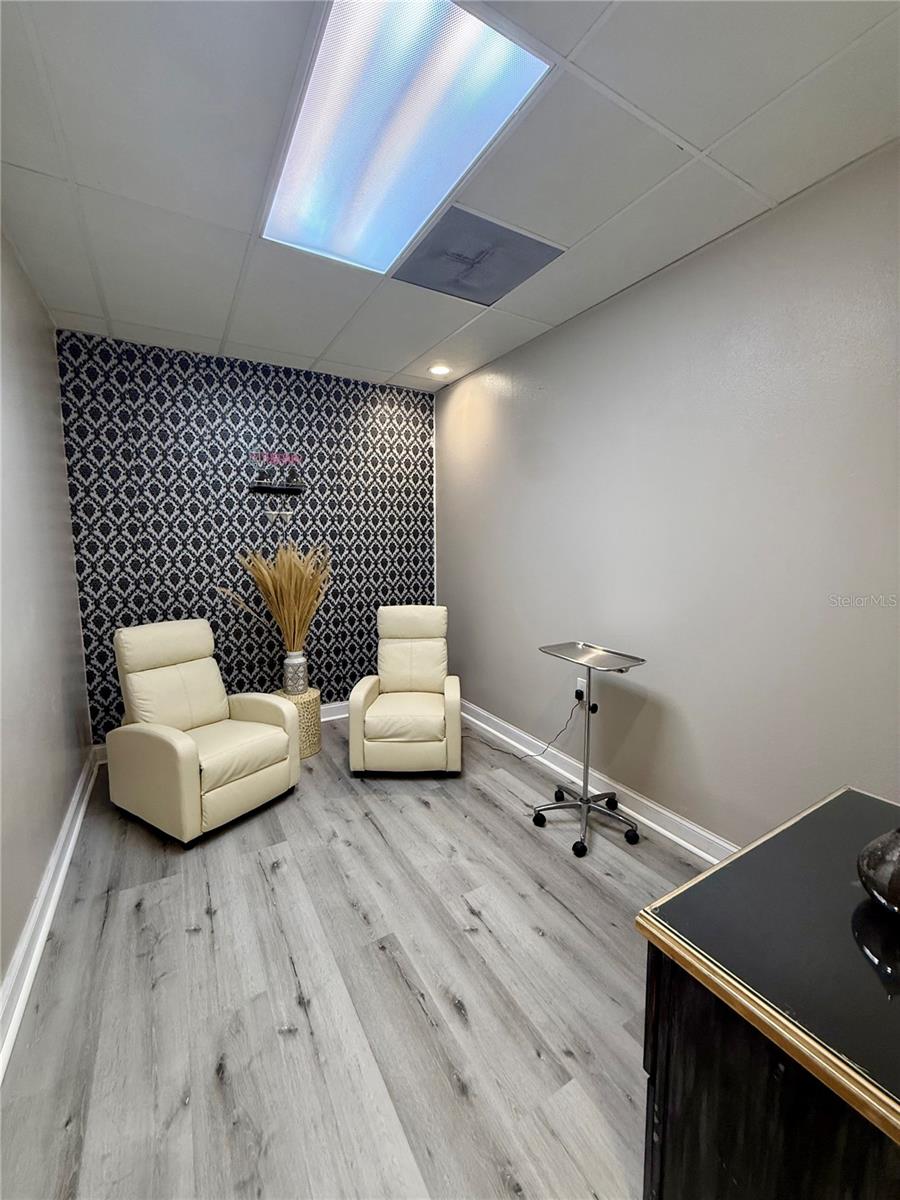5404 HOOVER BLVD #24