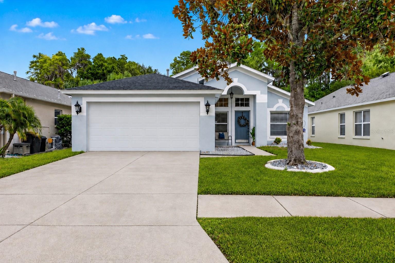 3744 LOCKRIDGE DR