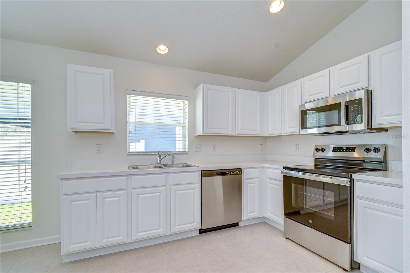 7548 GRANITVILLE DR