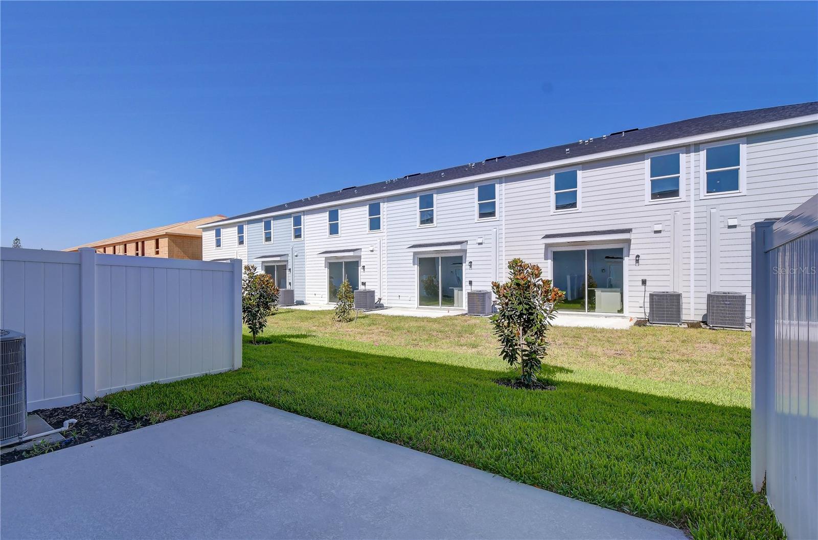 20253 LOU ANGELA LN