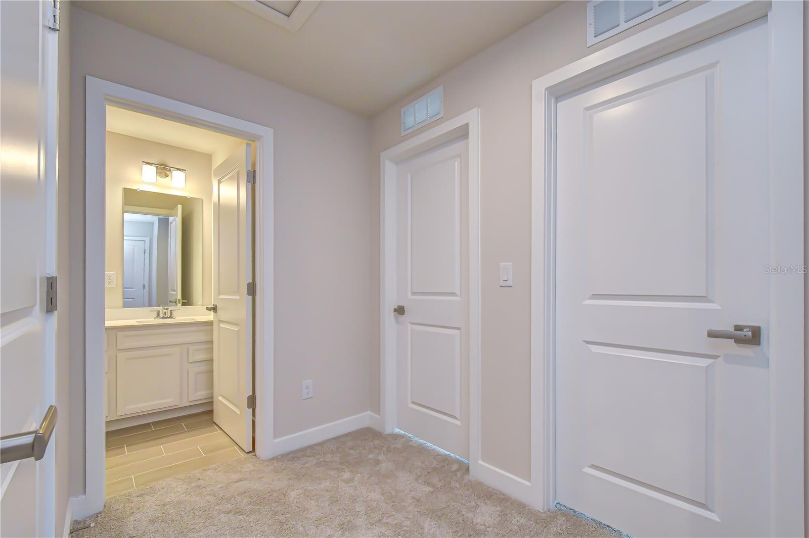 20253 LOU ANGELA LN
