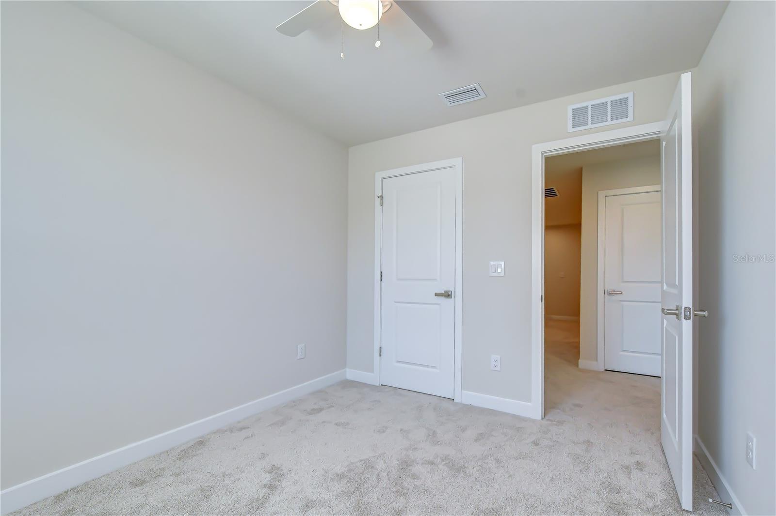 20253 LOU ANGELA LN
