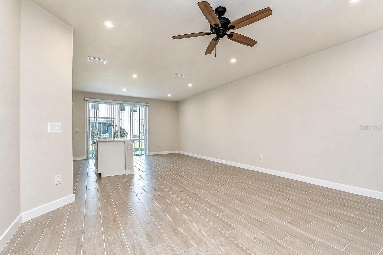 20253 LOU ANGELA LN