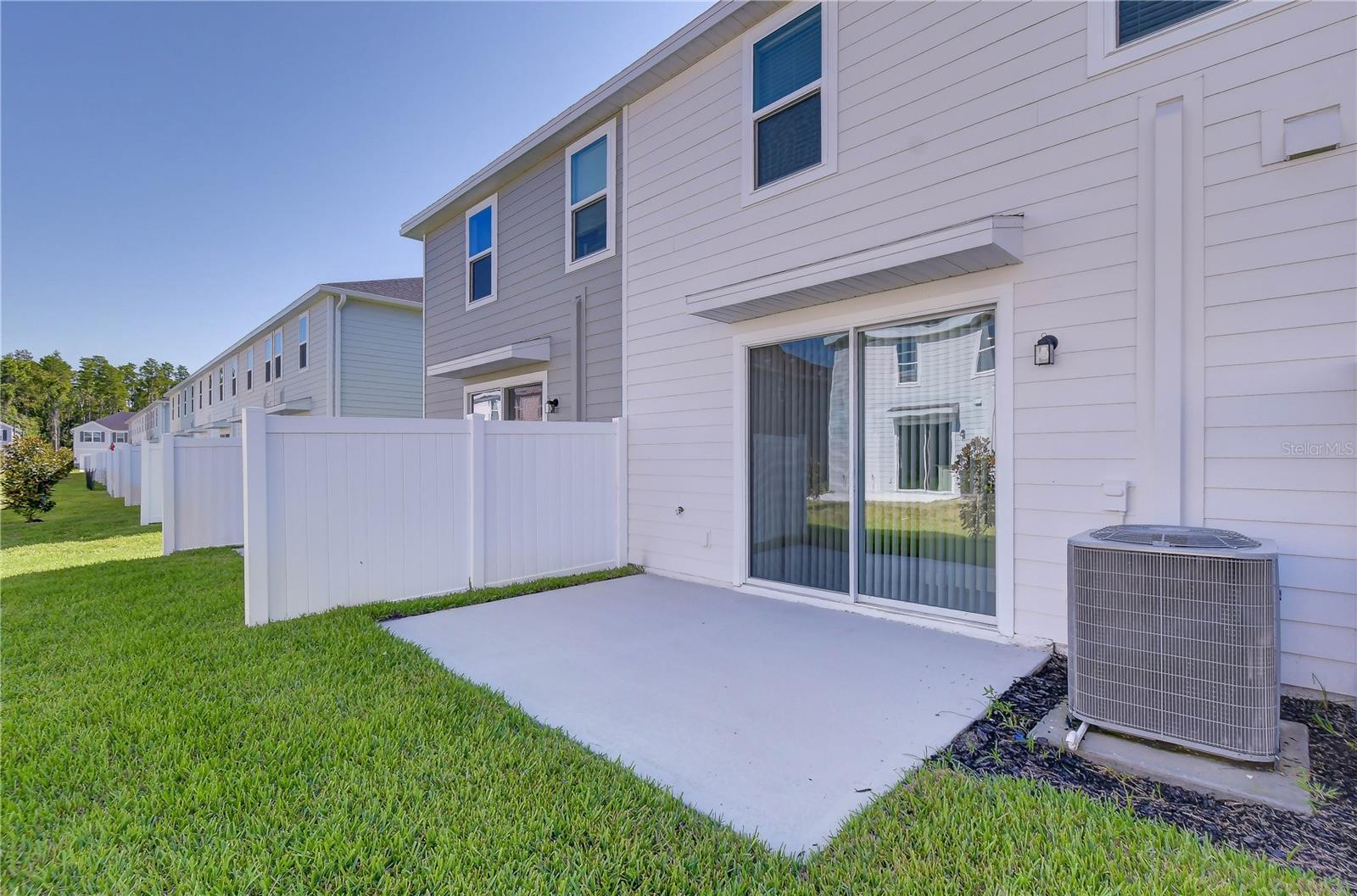 20253 LOU ANGELA LN
