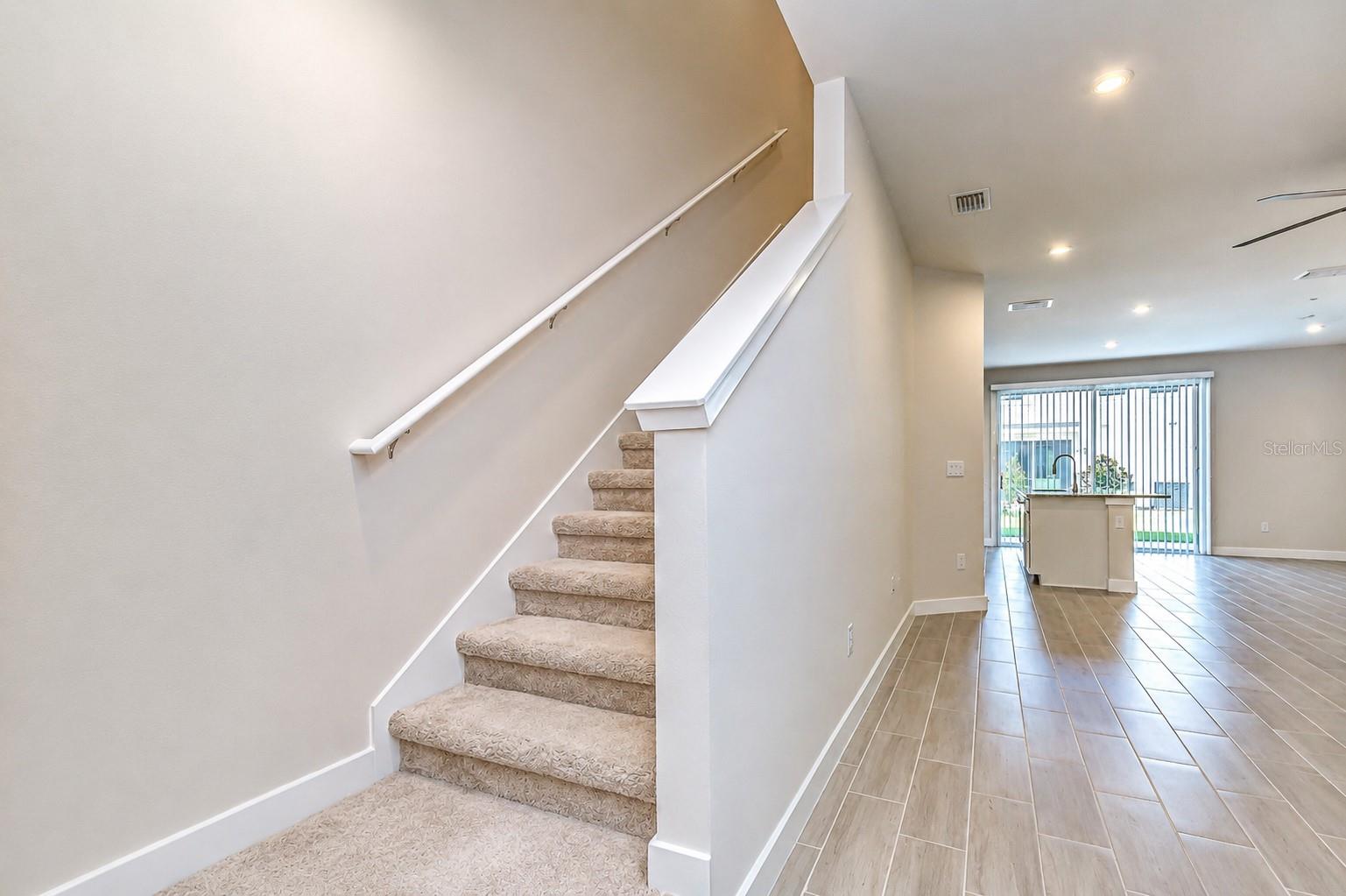 20253 LOU ANGELA LN
