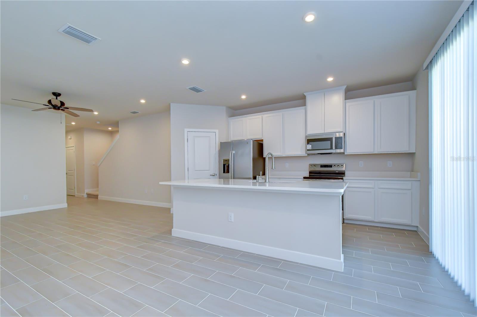 20253 LOU ANGELA LN