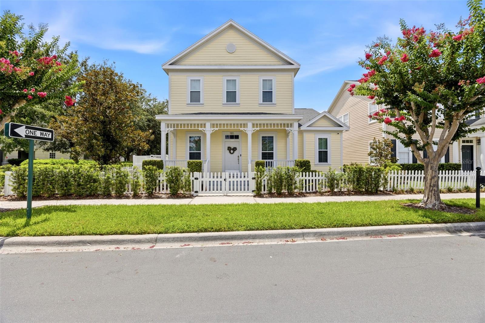 185 LONGVIEW AVE