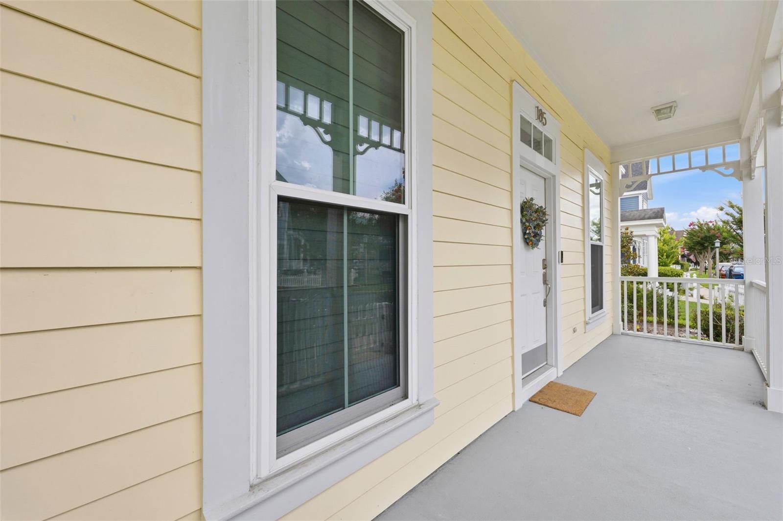 185 LONGVIEW AVE