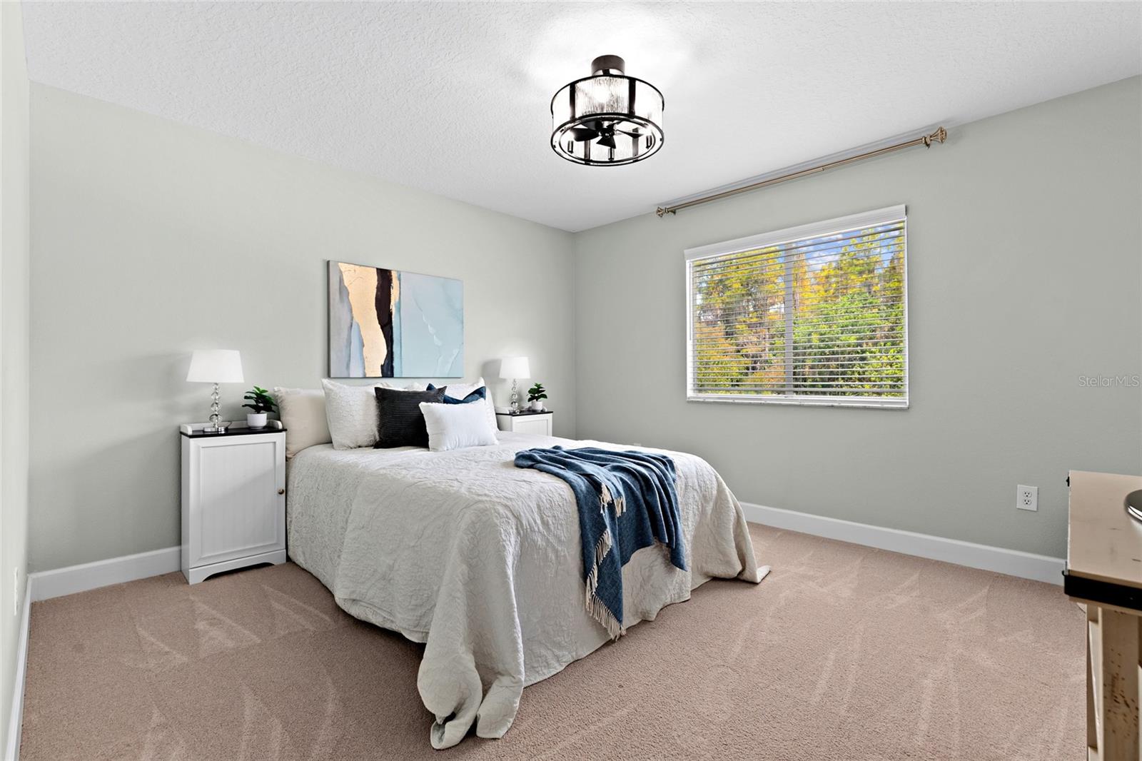 18923 FISHERMANS BEND DR