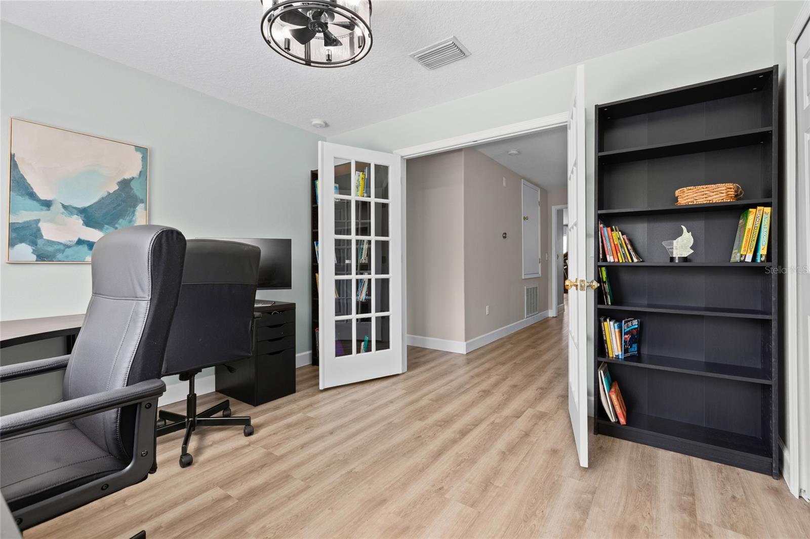 18923 FISHERMANS BEND DR