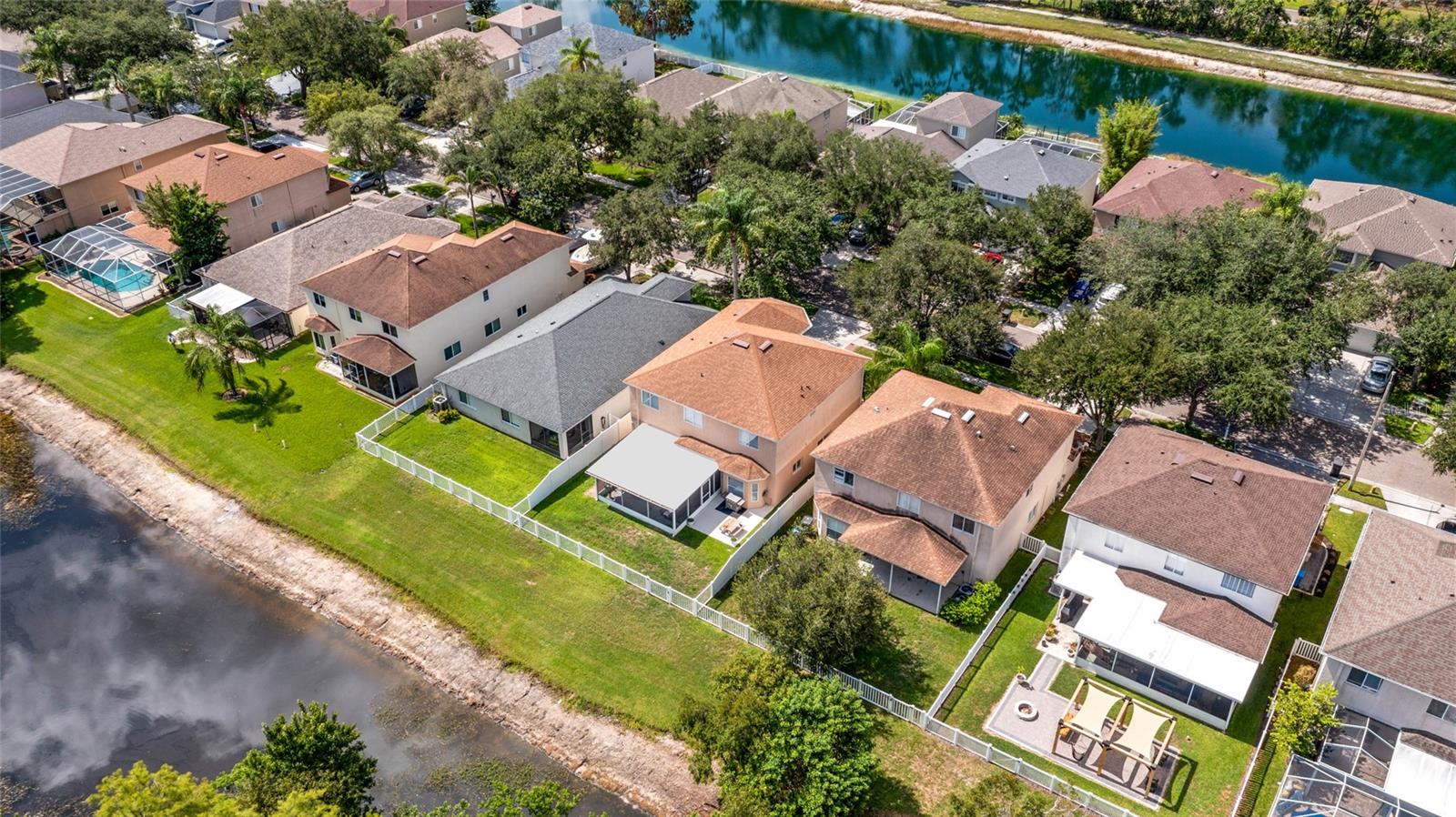 18923 FISHERMANS BEND DR