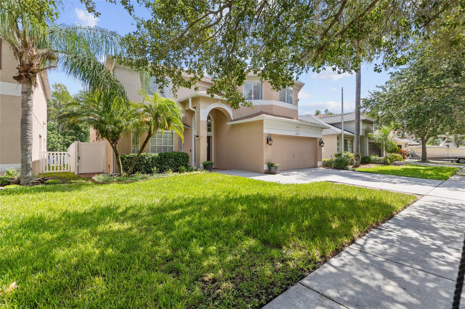 18923 FISHERMANS BEND DR