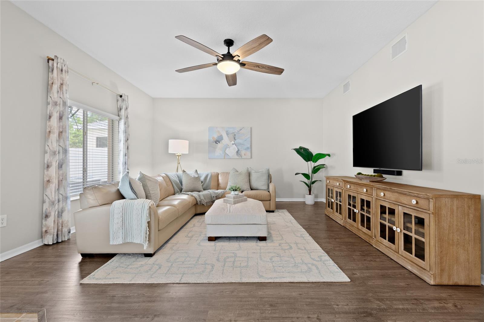 18923 FISHERMANS BEND DR