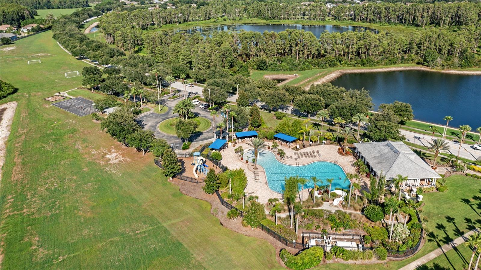 2719 CYPRESS BOWL RD