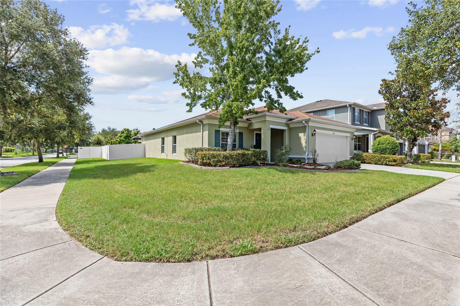 2719 CYPRESS BOWL RD