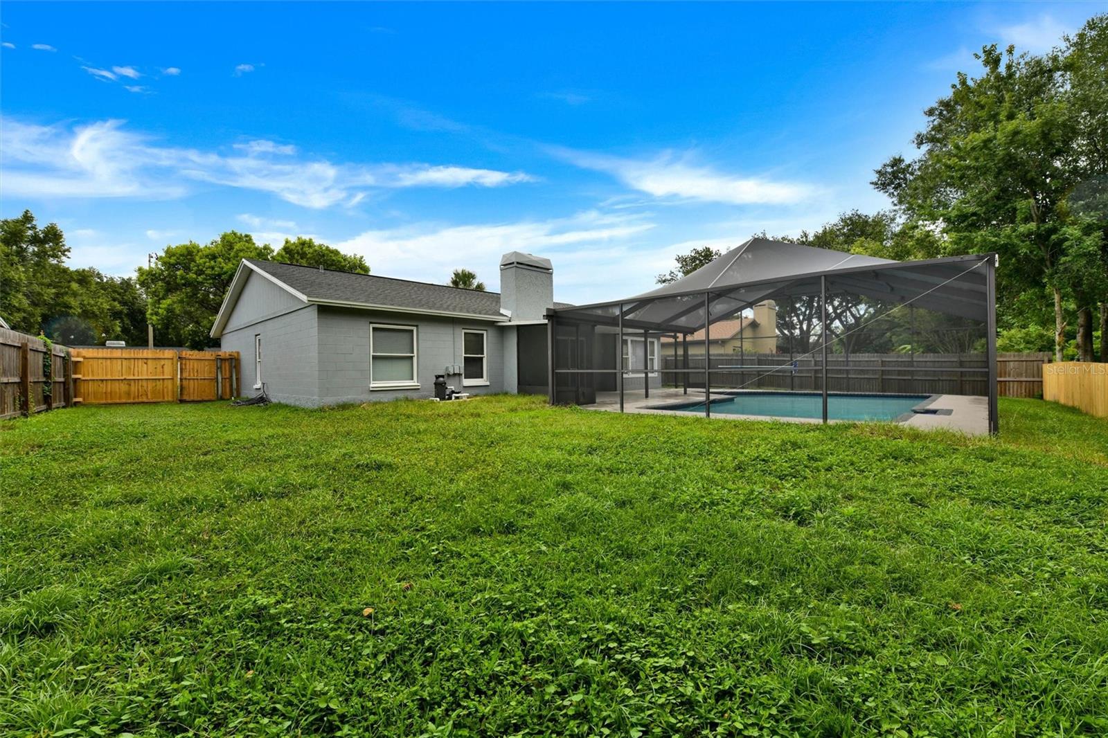 4914 OAKSHIRE DR