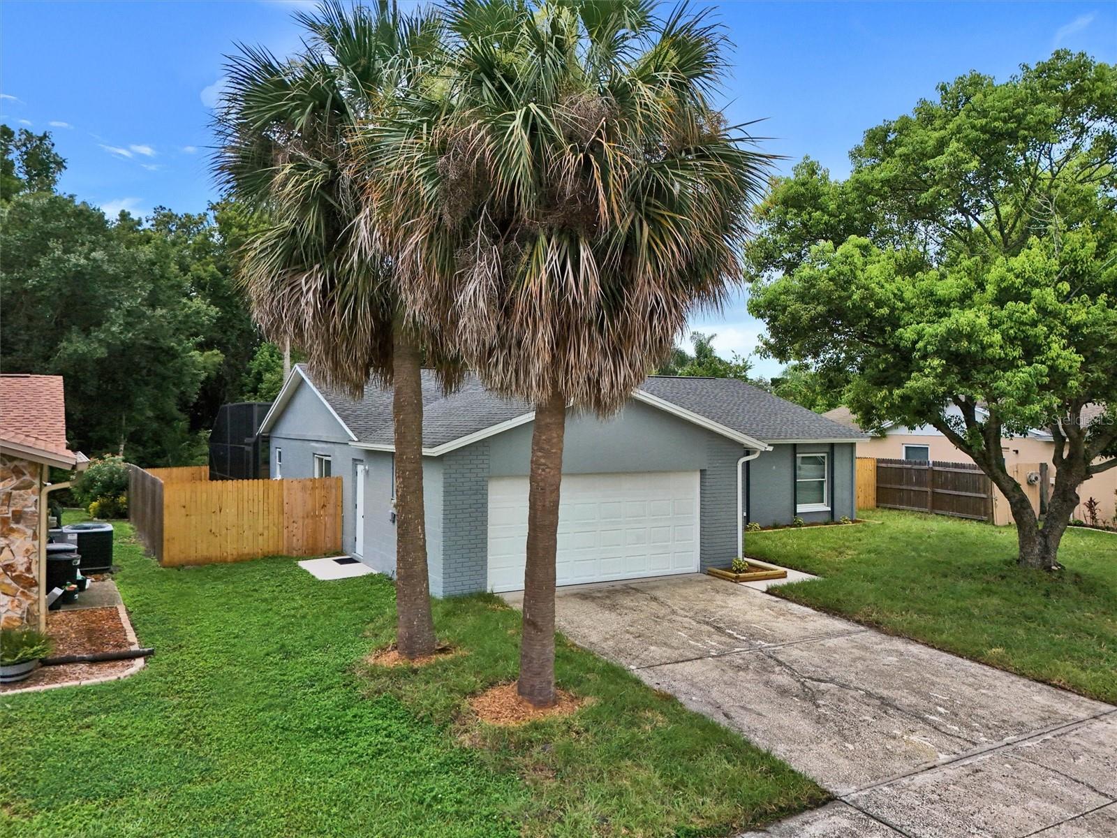 4914 OAKSHIRE DR