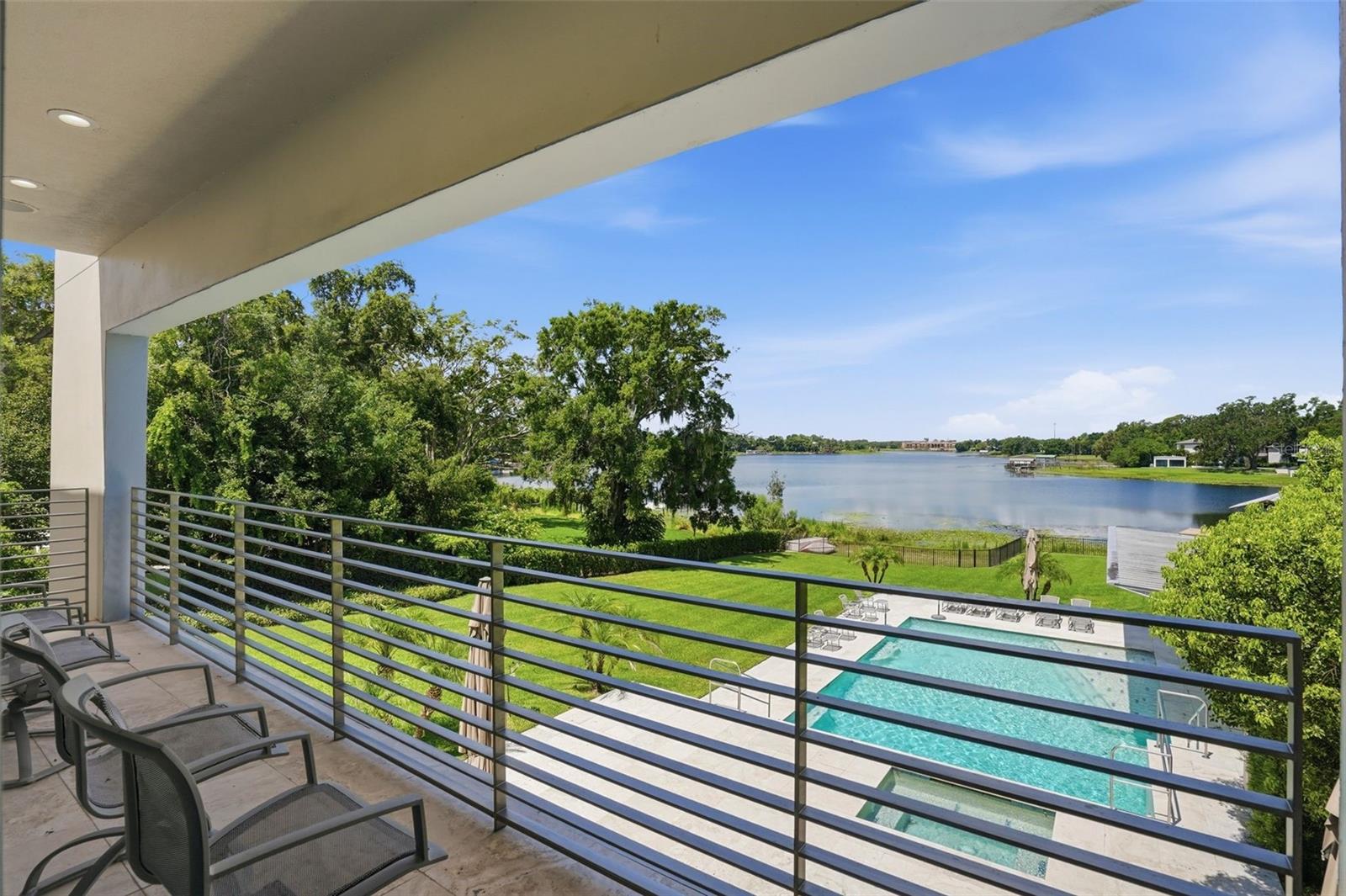 2821 LINTHICUM PL