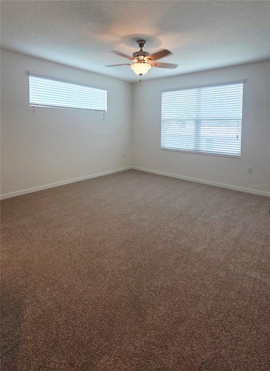 8821 WALNUT GABLE CT