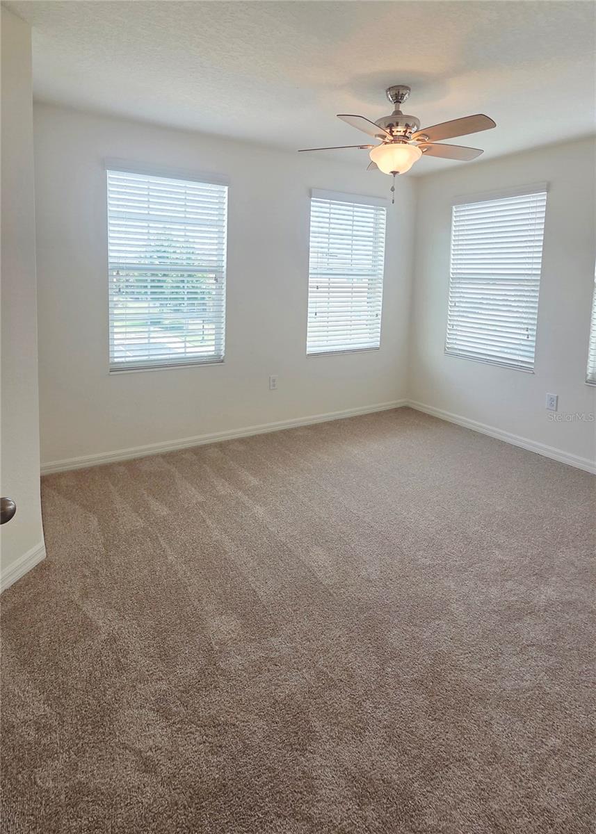 8821 WALNUT GABLE CT