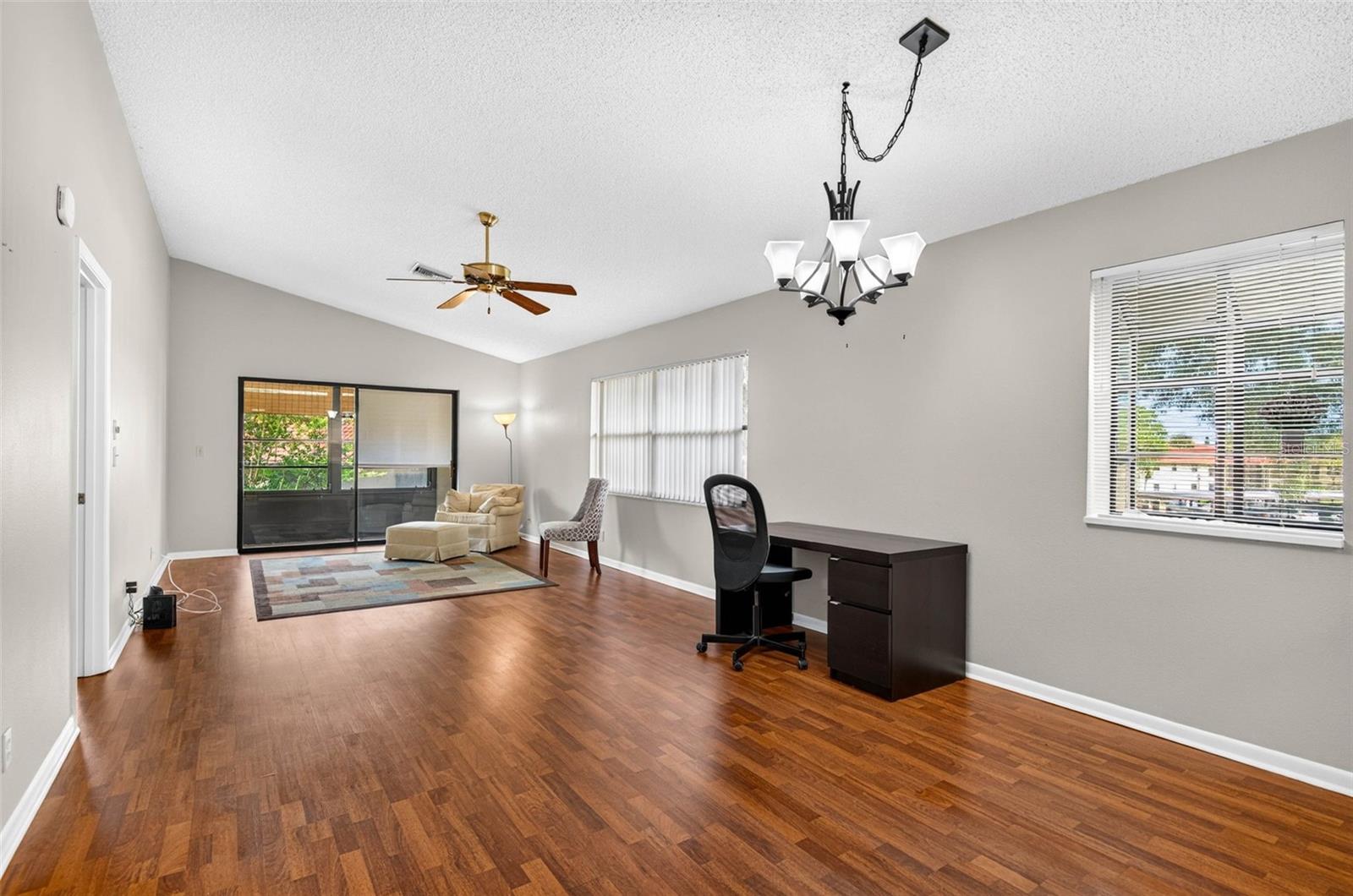 1709 HAMMOCK PINE BLVD #1709