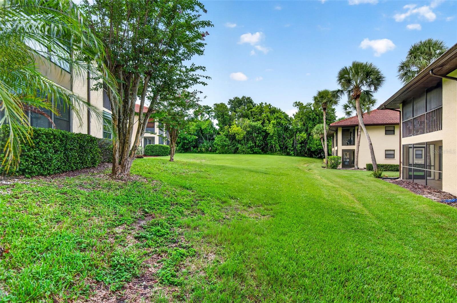 1709 HAMMOCK PINE BLVD #1709
