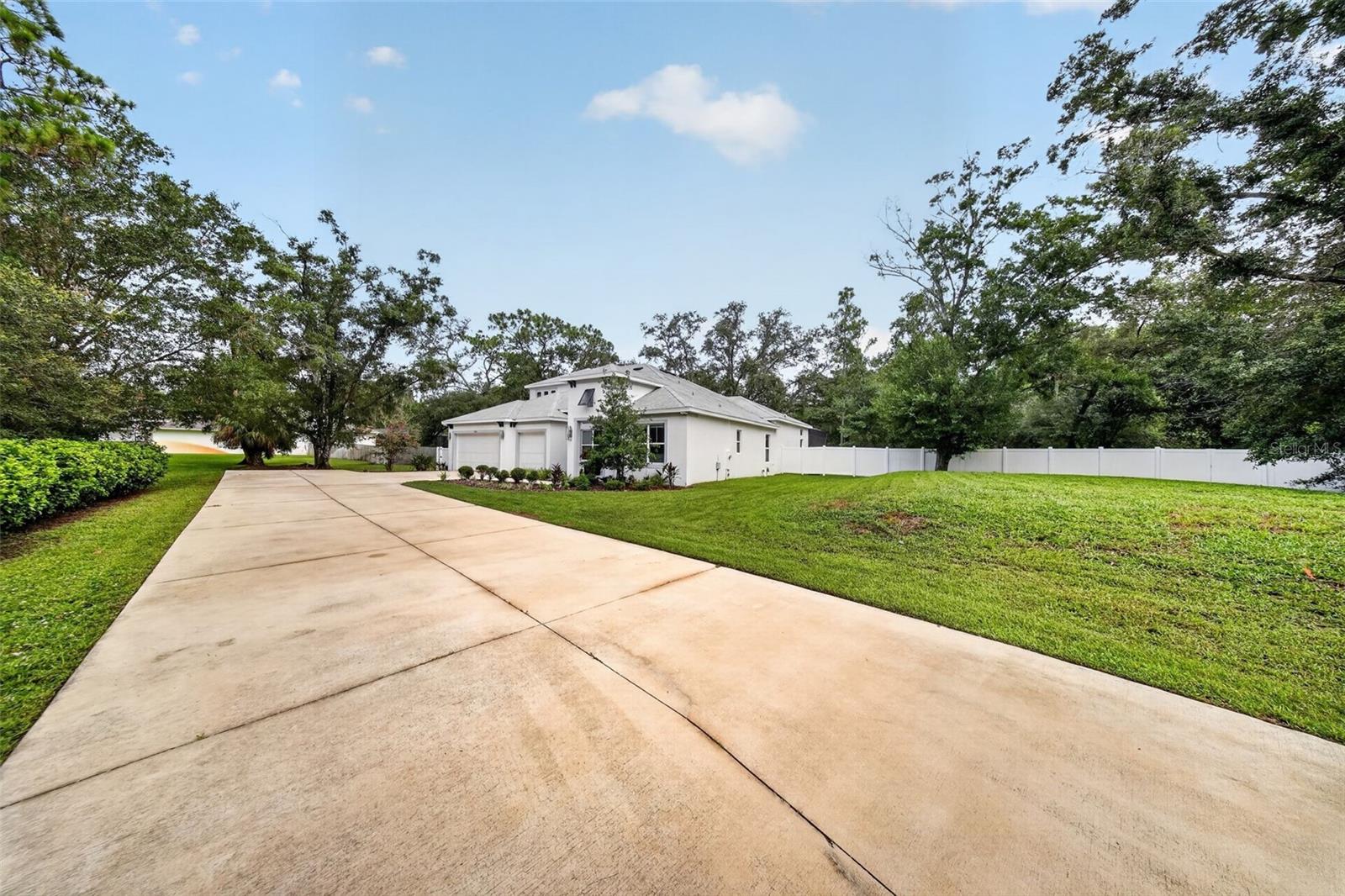 2304 CLEMENT RD