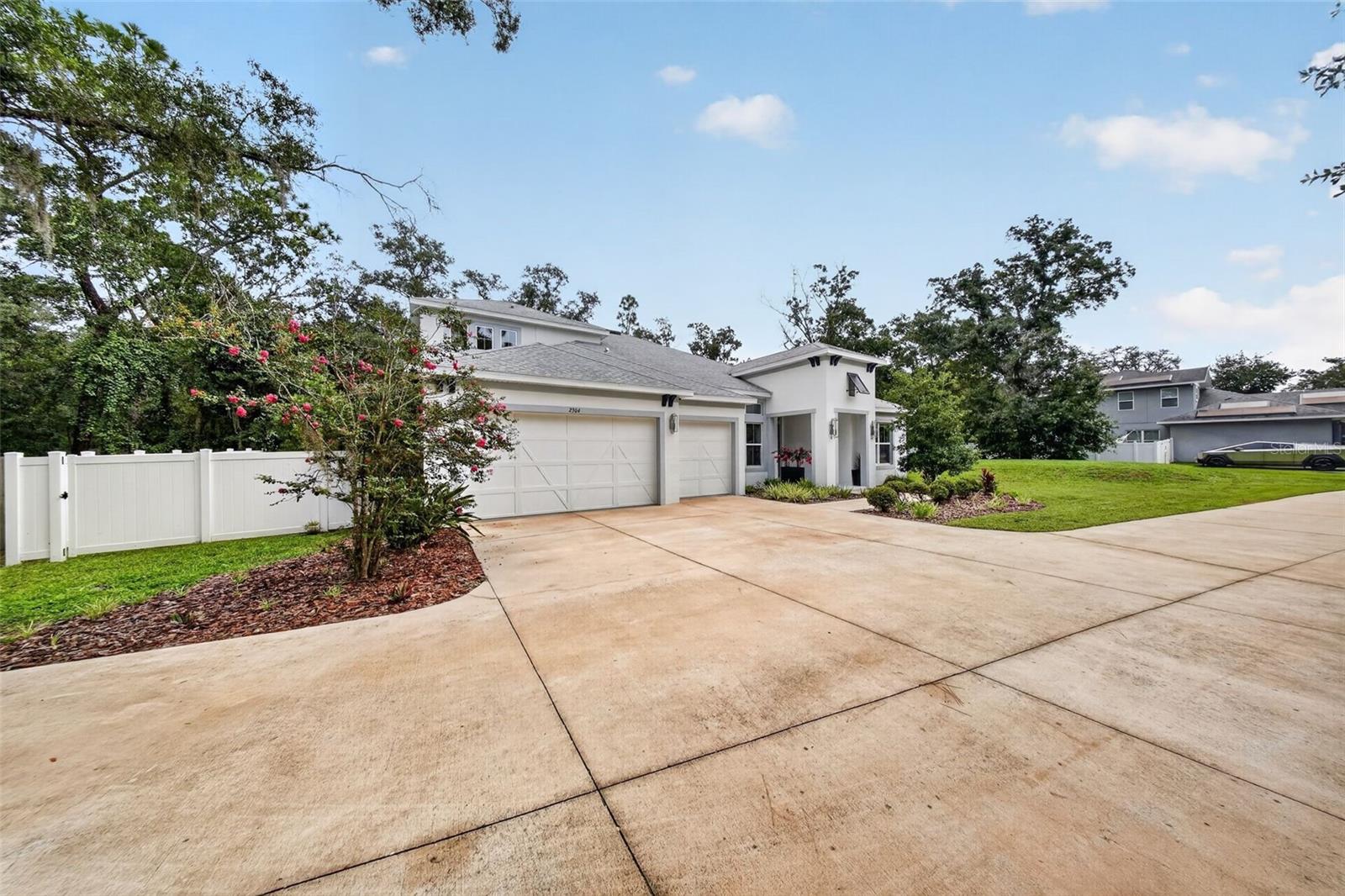 2304 CLEMENT RD