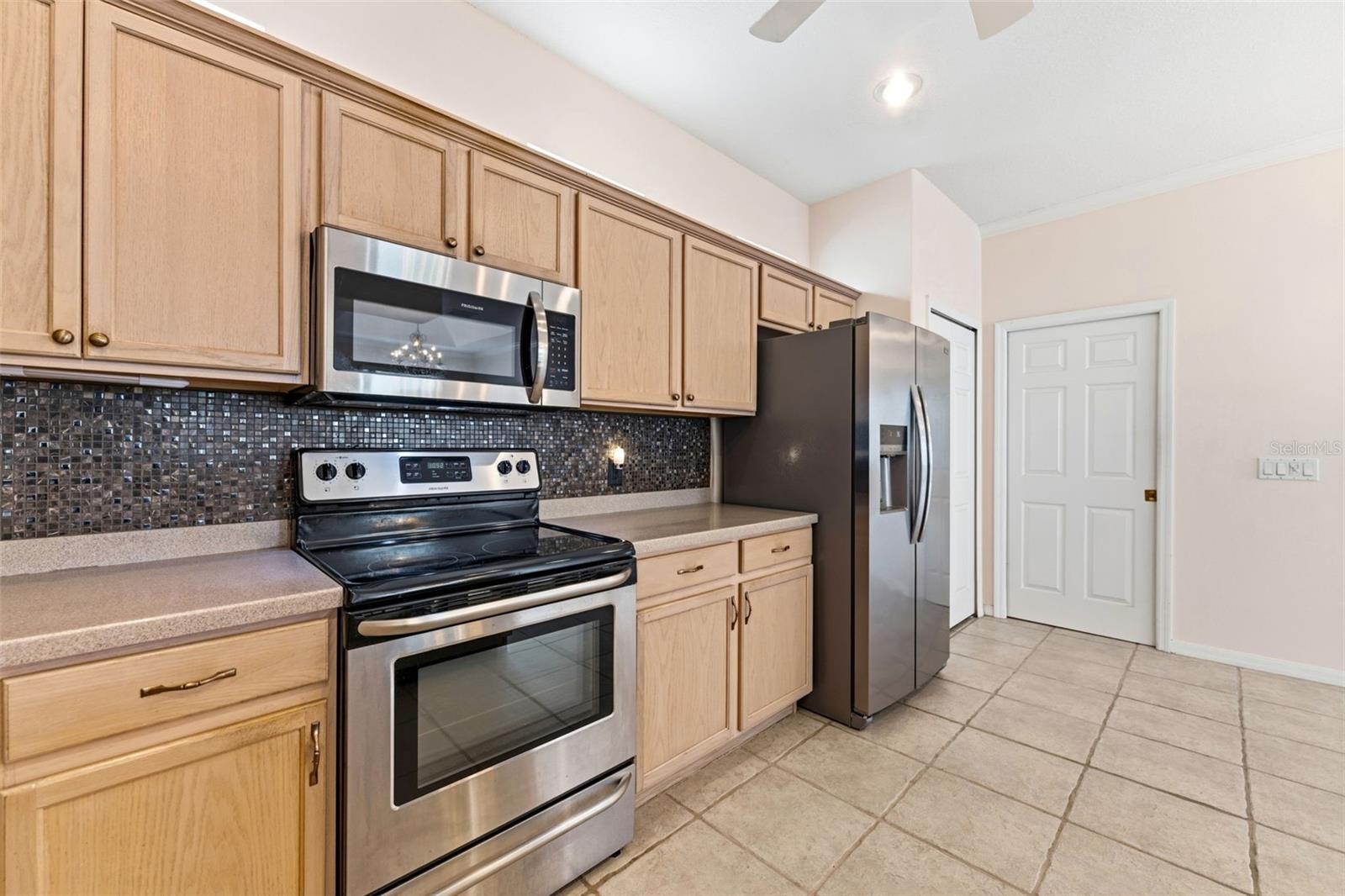 7606 BERNA LN