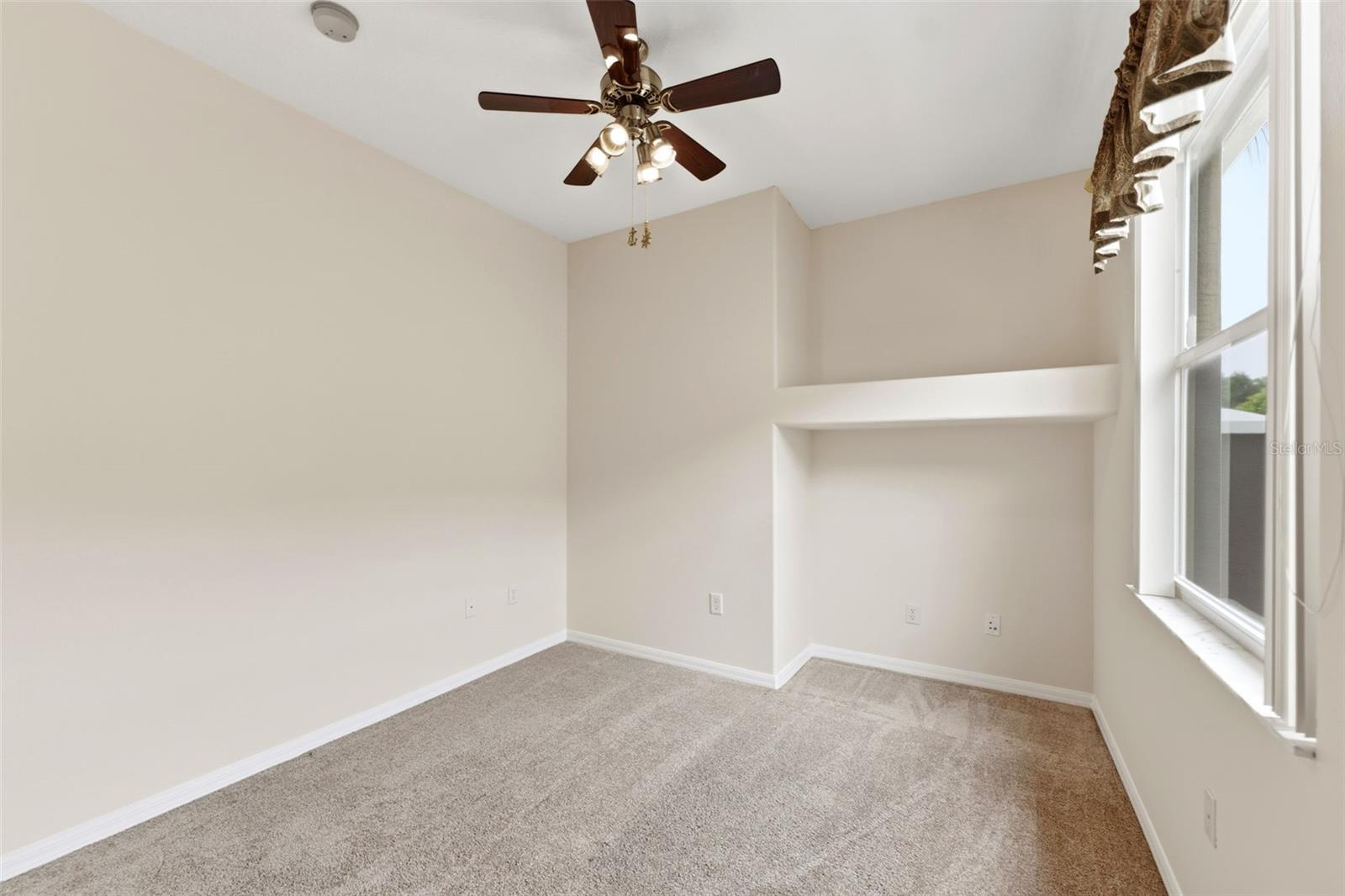 7606 BERNA LN