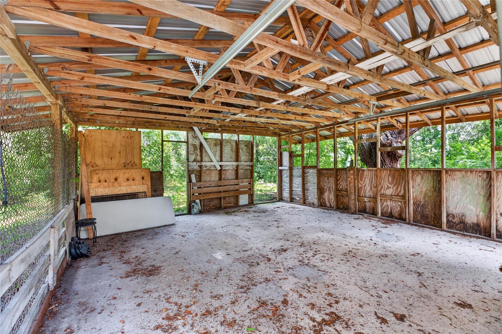 15620 HAYS RD